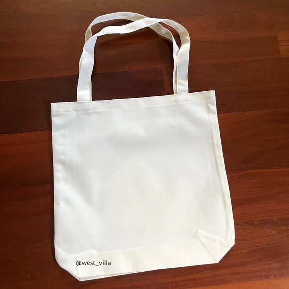 Snoopy & Woodstock Peanuts Winter Puffer Canvas Medium Tote Bag - Picture 7 of 7